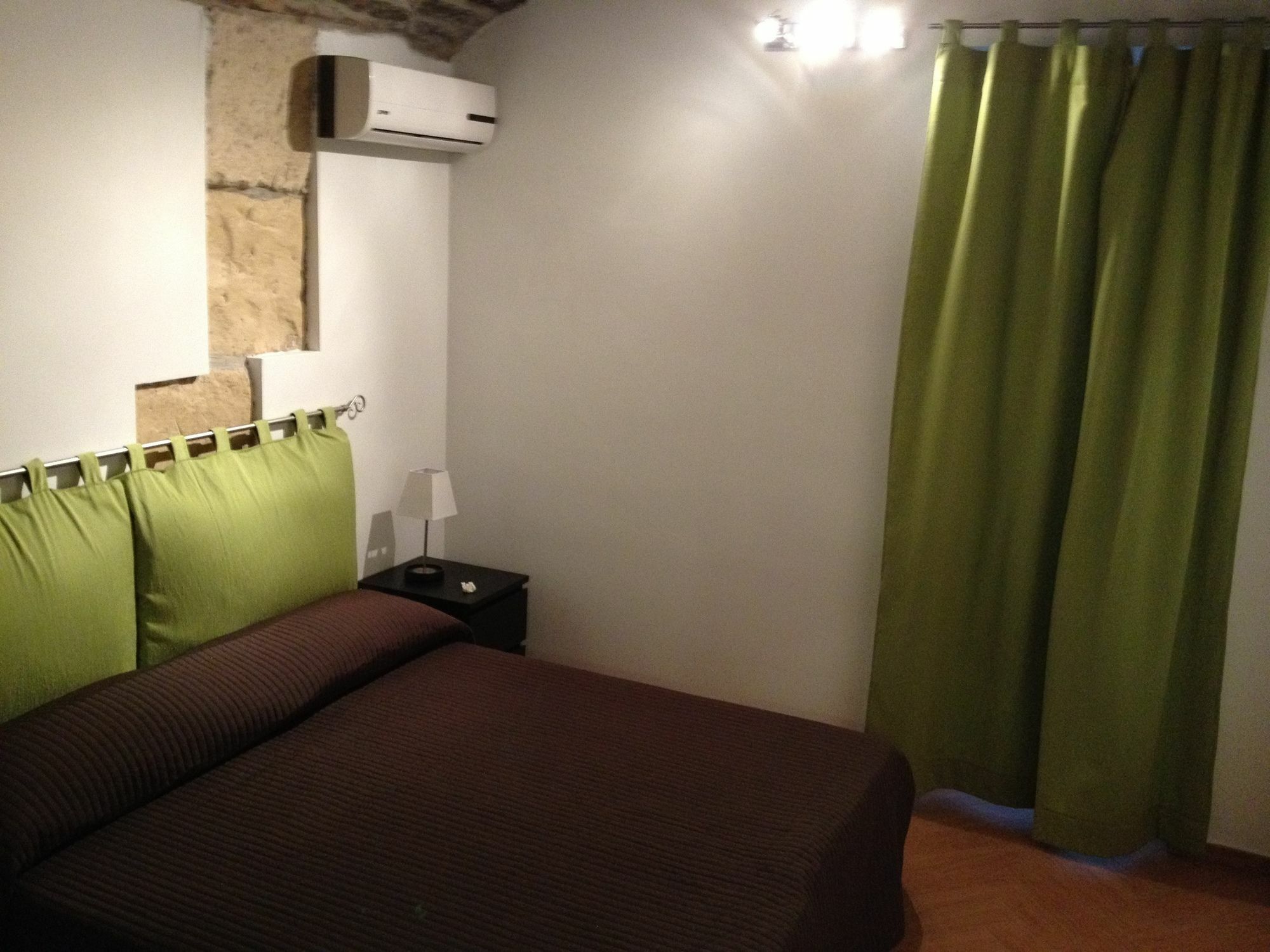 Incentro Apartments Милаццо Экстерьер фото